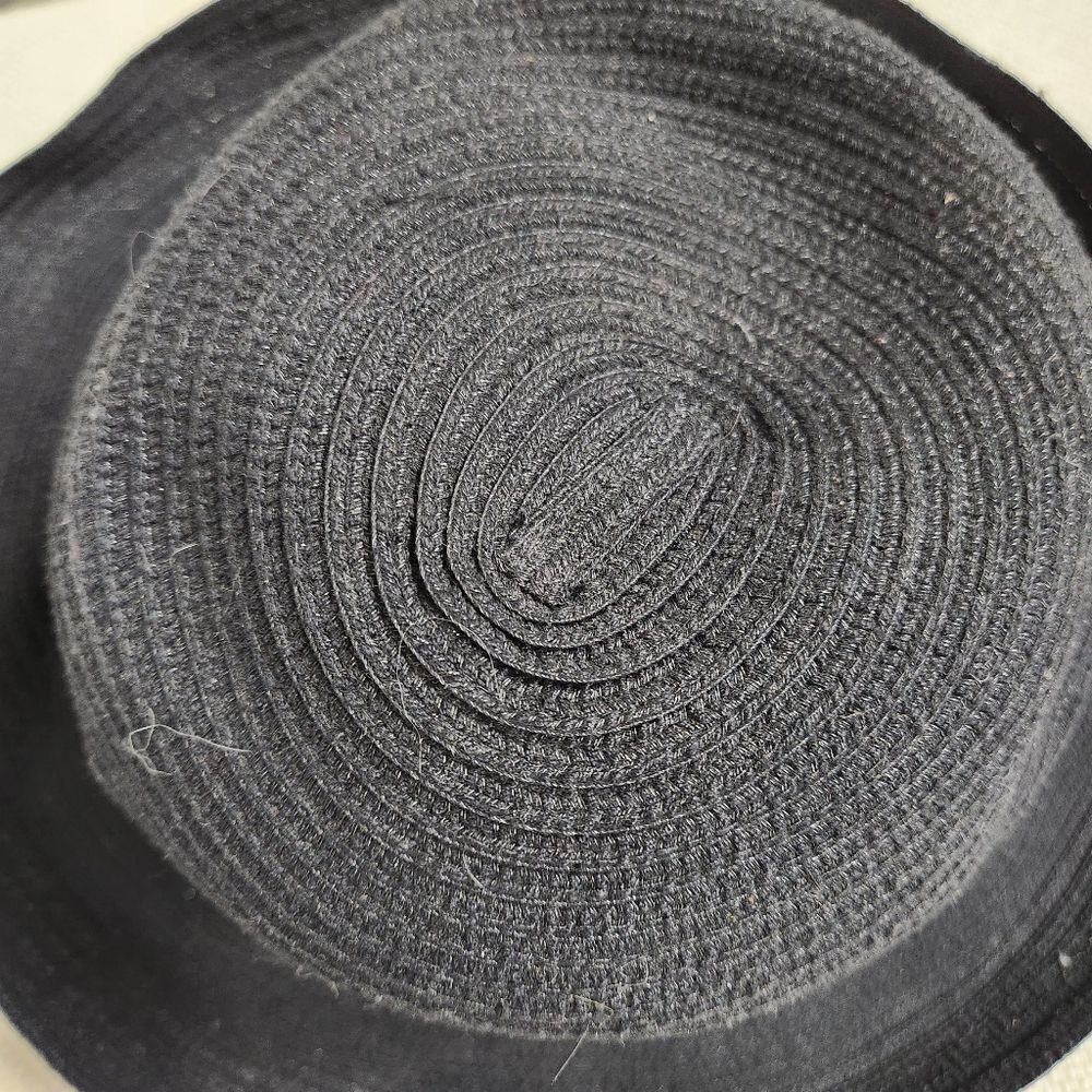 Wallaroo black sun protector hat - Picture 7 of 9